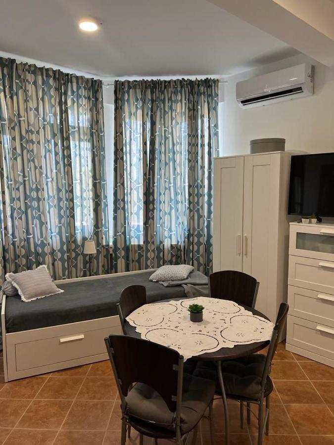 Luma Rooms Rudina Ngoại thất bức ảnh